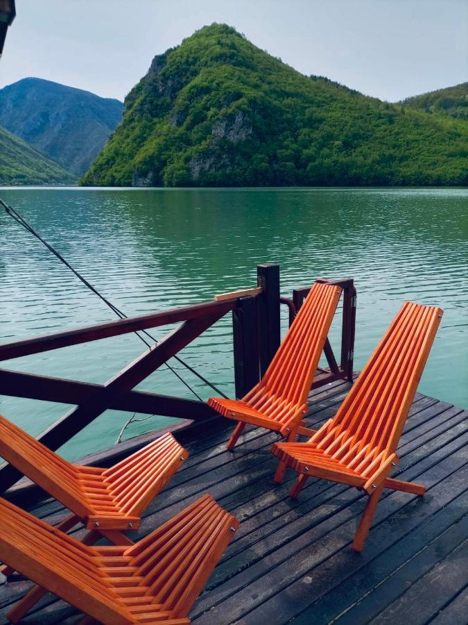 Lake House Perucac Rastiste Kültér fotó
